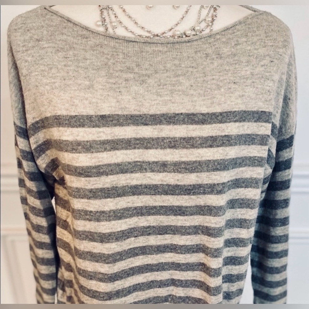Cashmere / wool blend large oversized gray stripe sweater boat neck sioni